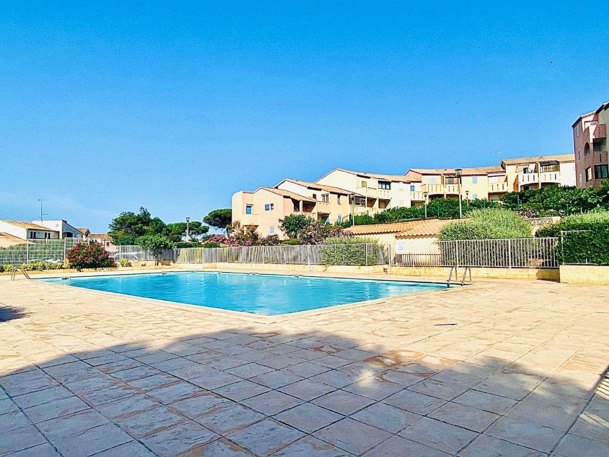 Appartement Proche Mer Avec Piscine Et Parking 플뢰리 외부 사진