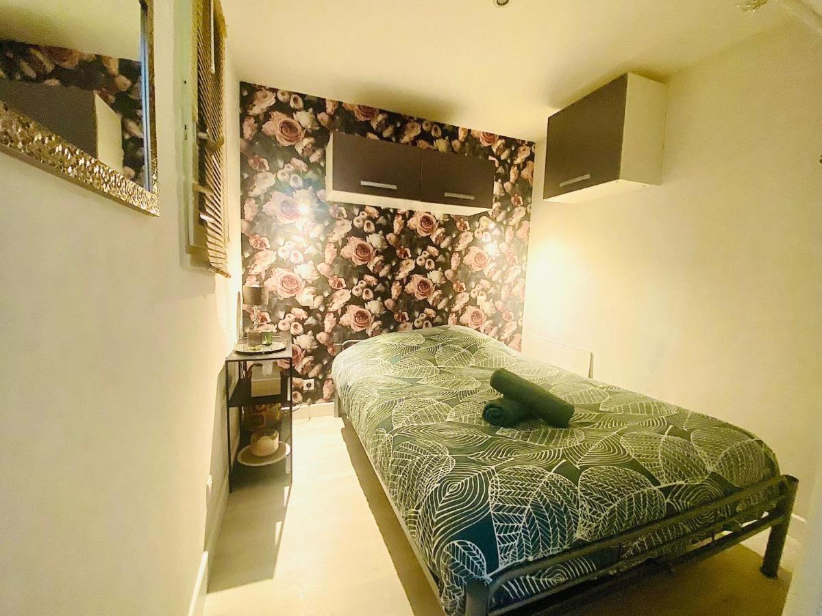 Appartement Proche Mer Avec Piscine Et Parking 플뢰리 외부 사진