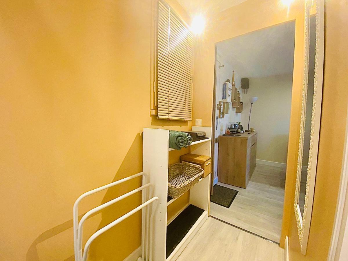 Appartement Proche Mer Avec Piscine Et Parking 플뢰리 외부 사진