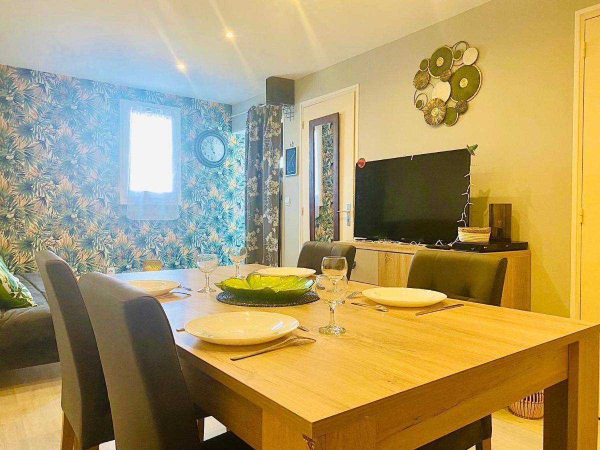 Appartement Proche Mer Avec Piscine Et Parking 플뢰리 외부 사진
